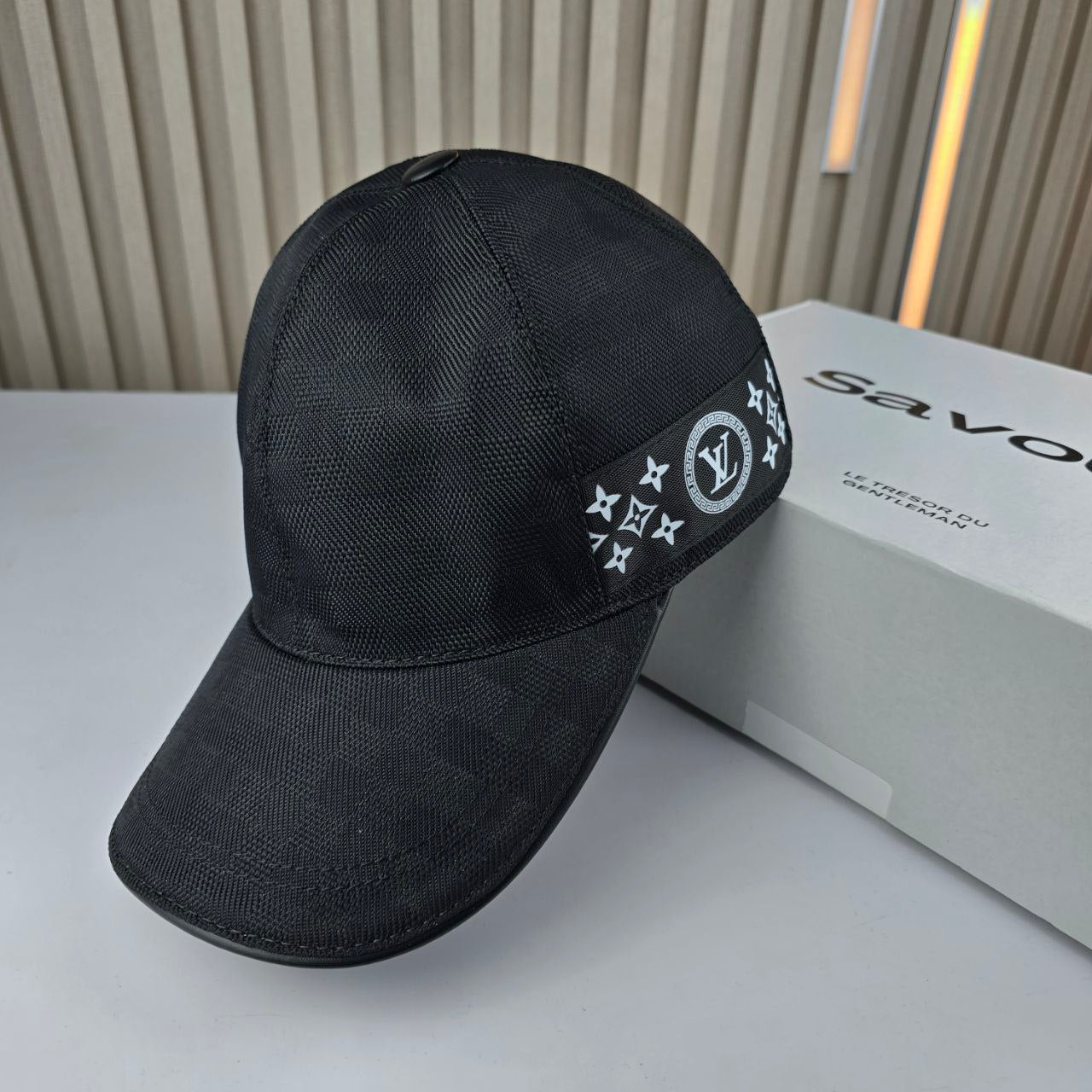 CASQUETTE LV QUALITÉ SUPÉRIEURE L187