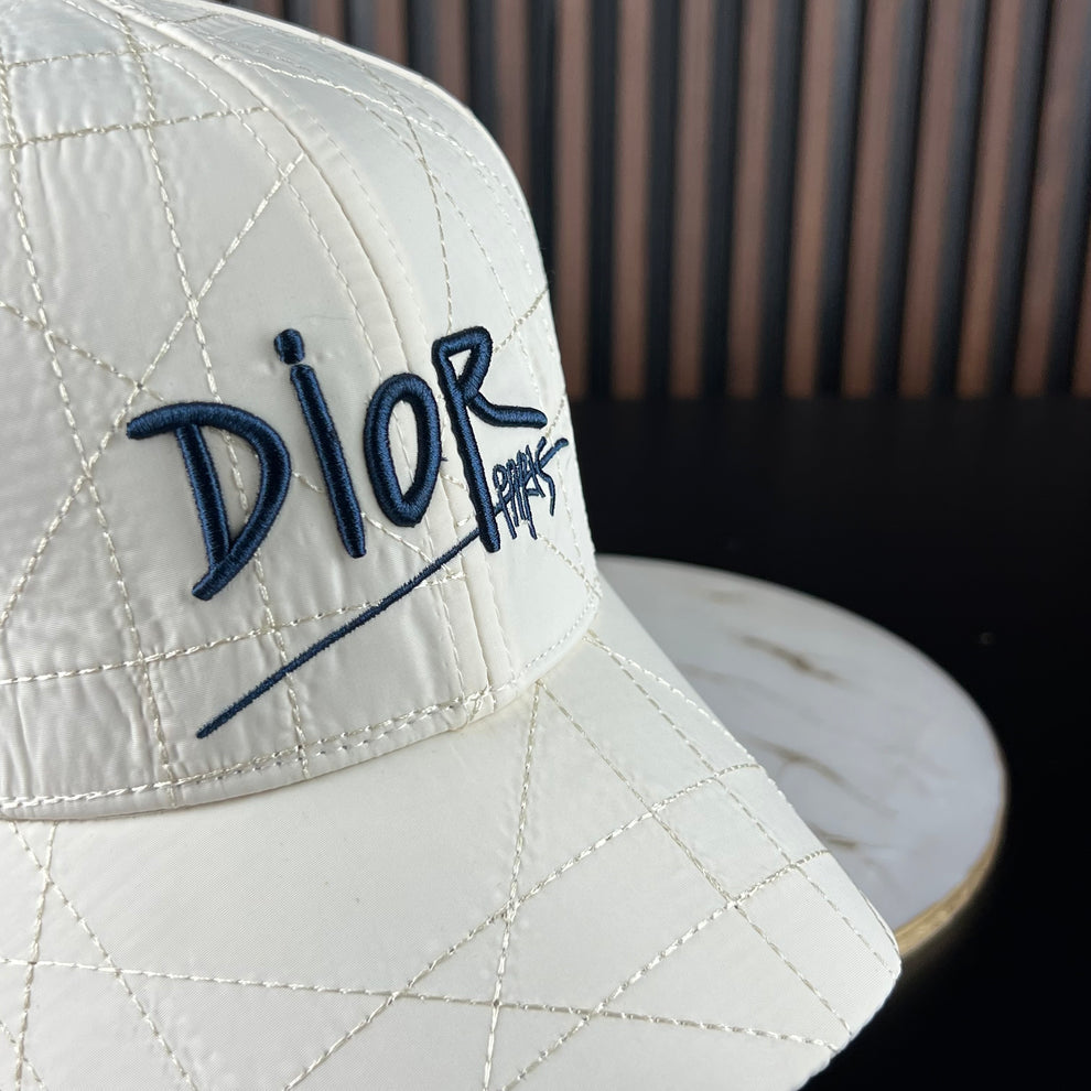 CASQUETTE DIOR HAUTE QUALITÉ D153