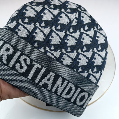 BONNET DIOR QUALITÉ SUPÉRIEURE D137
