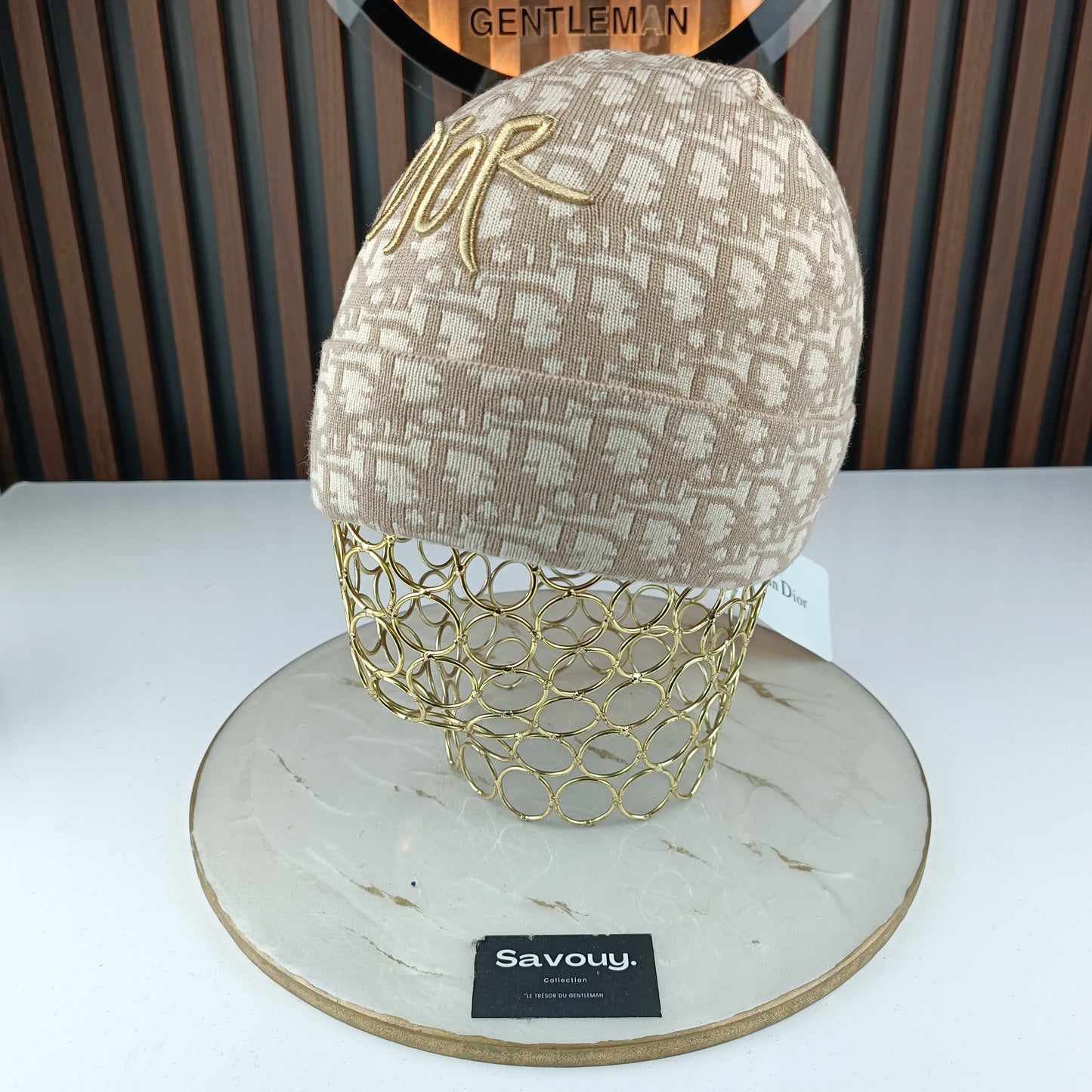 BONNET DIOR QUALITÉ SUPÉRIEURE D139