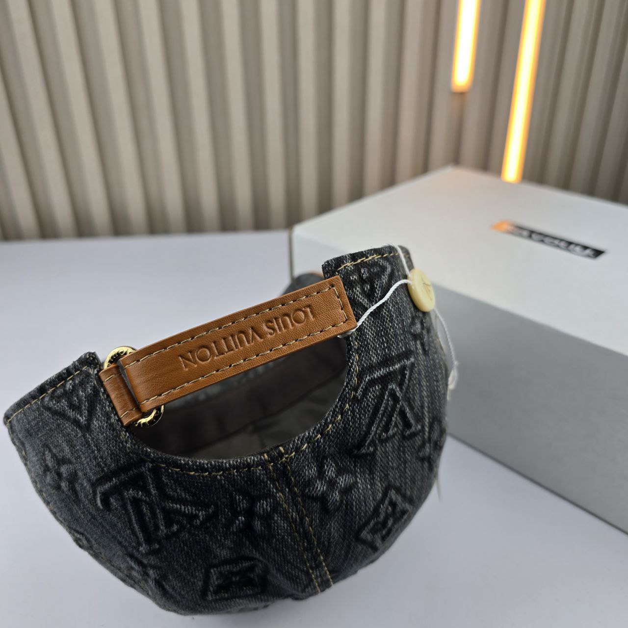 CASQUETTE LV JEAN QUALITÉ SUPÉRIEURE L180