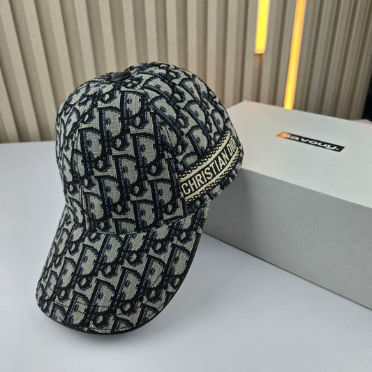 CASQUETTE DIOR QUALITÉ SUPÉRIEURE D135