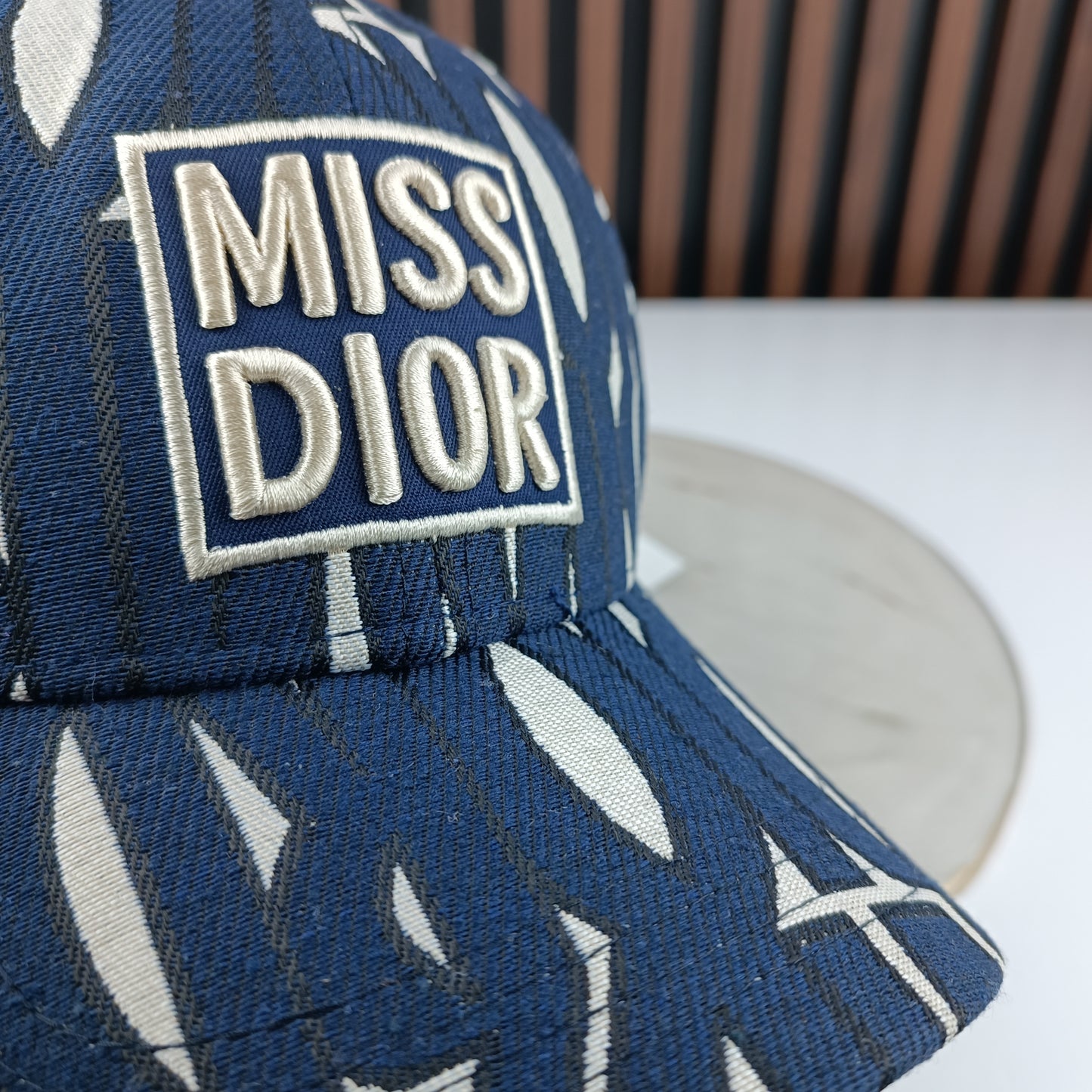 CASQUETTE DIOR HAUTE QUALITÉ D146