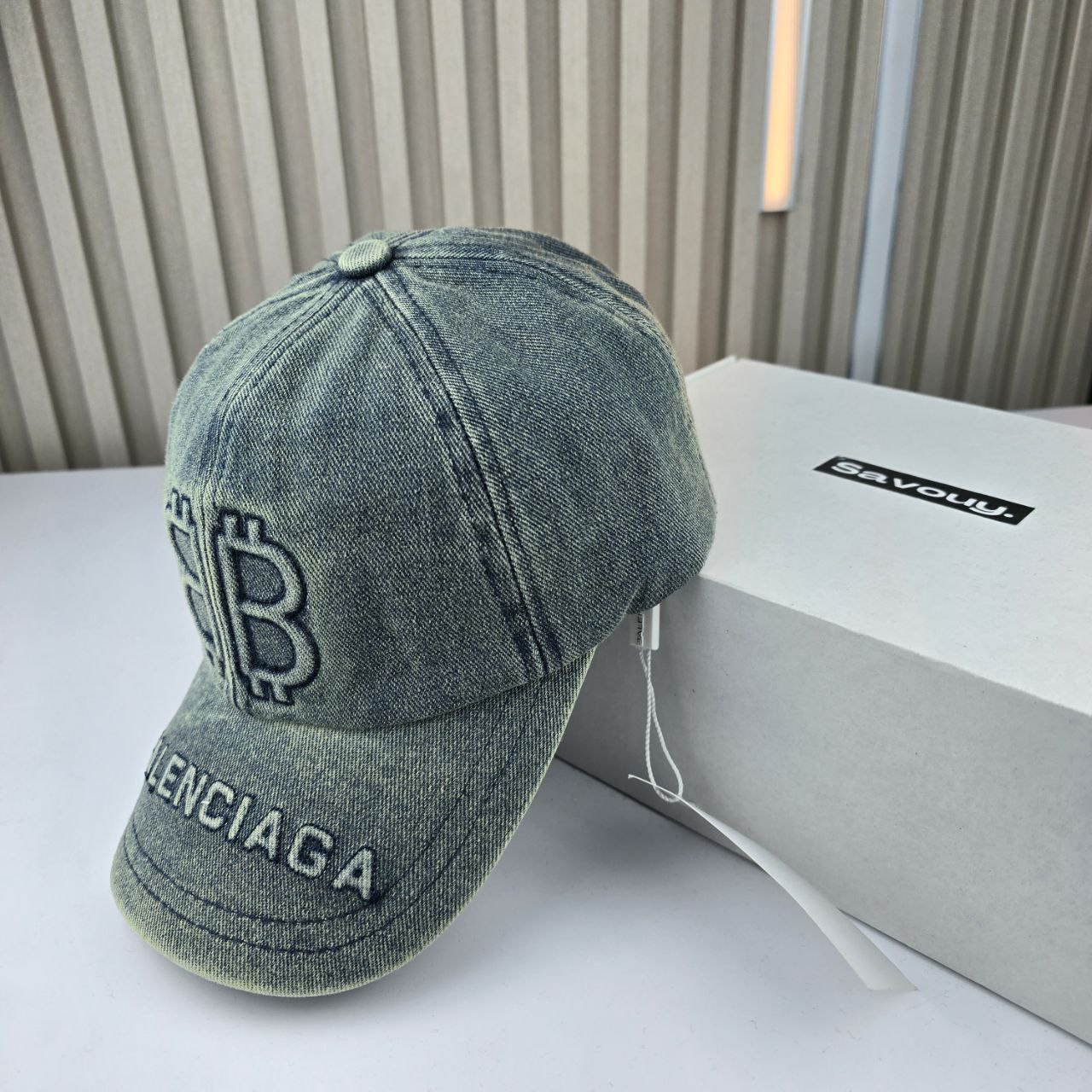 CASQUETTE BALENCIAGA QUALITÉ SUPÉRIEURE B198
