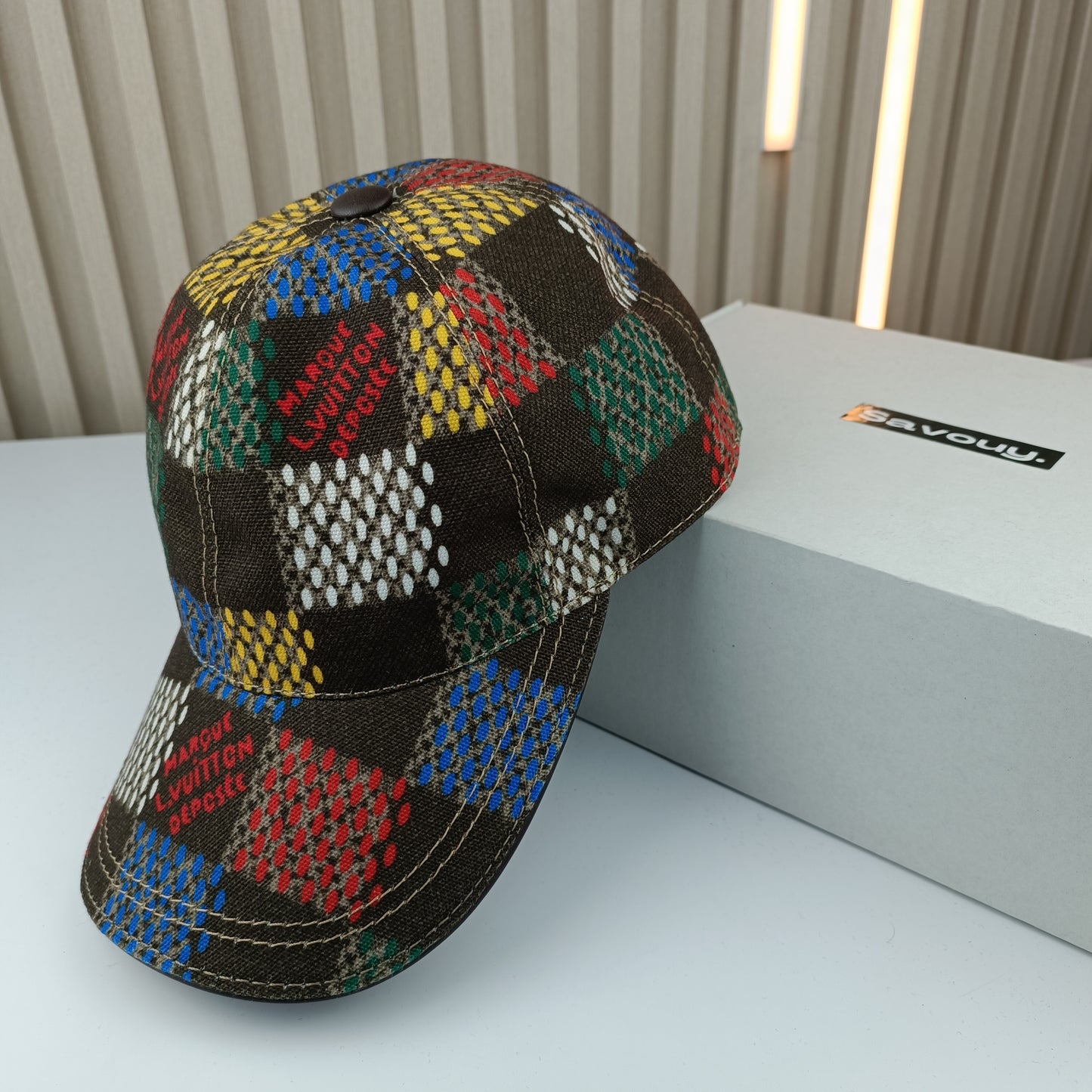 CASQUETTE LV QUALITÉ SUPÉRIEURE L155
