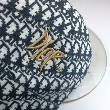 BONNET DIOR QUALITÉ SUPÉRIEURE D138