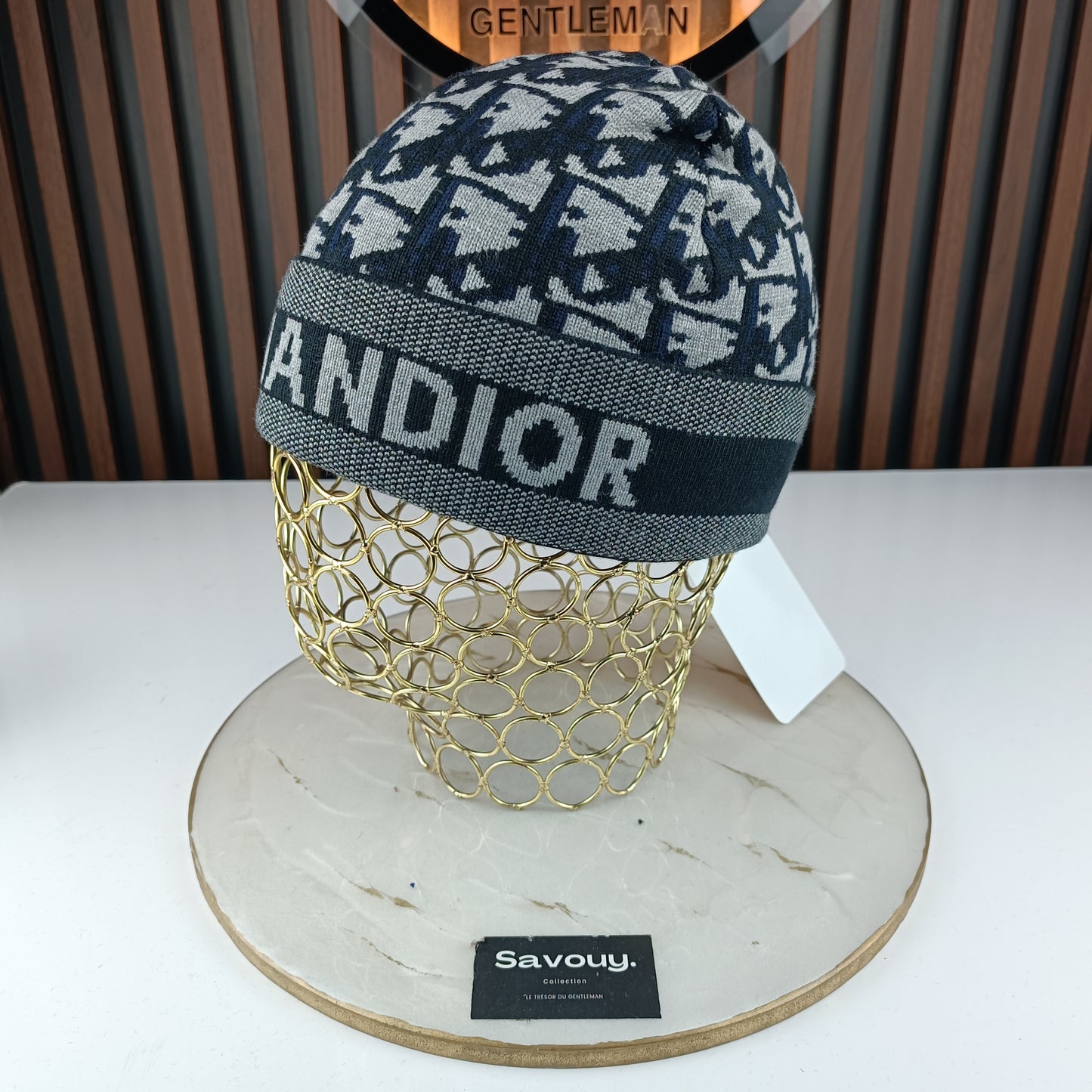 BONNET DIOR QUALITÉ SUPÉRIEURE D137