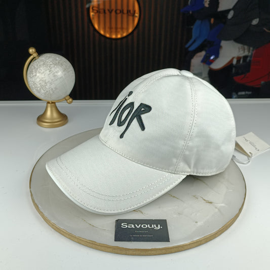 CASQUETTE DIOR QUALITÉ SUPÉRIEURE D130
